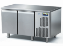 Work top refrigerator 302 Ltr